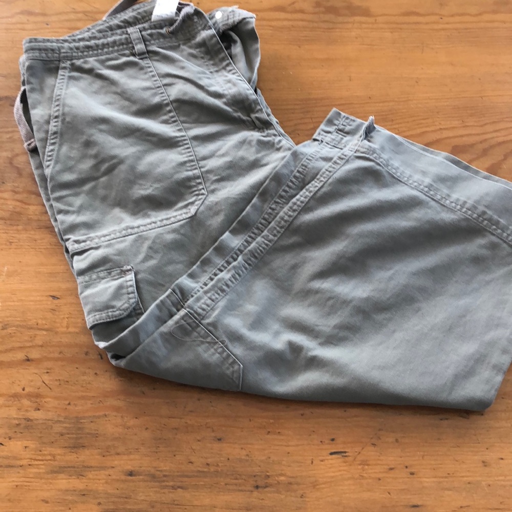 Jones sport capris